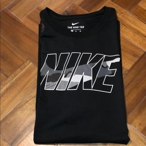 Nike Mens Tee Black and Camo